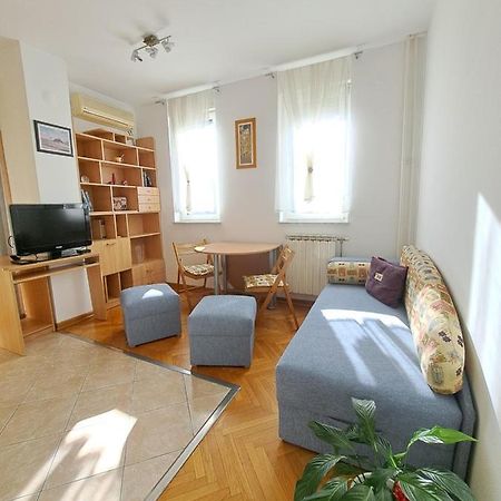 Ramonda Appartement Belgrado Buitenkant foto