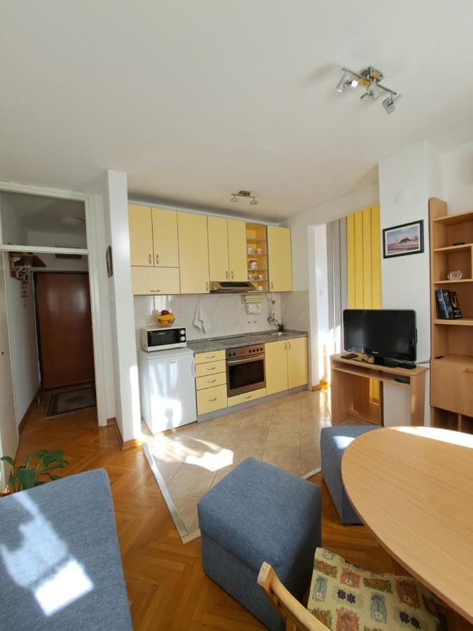Ramonda Appartement Belgrado Buitenkant foto
